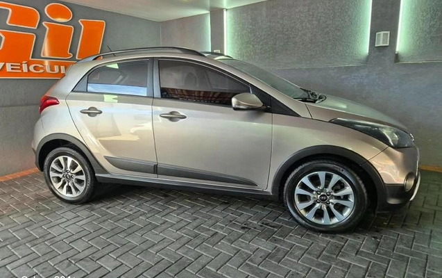 imagem-https://www.socarrao.com.br/sc-vehicle-images-prod/4441361/1792852308783-8603544_8_B_76f5bd5796.jpeg