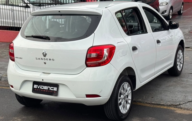 imagem-https://www.socarrao.com.br/sc-vehicle-images-prod/4441364/1792852438243-1dI2S6YzyPMWj9gBl6F6wRrMAdjjpkxs.jpg