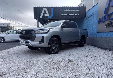 Toyota Hilux CD 4x2 2.4 Diesel 2021 Prata — foto 1 de 3