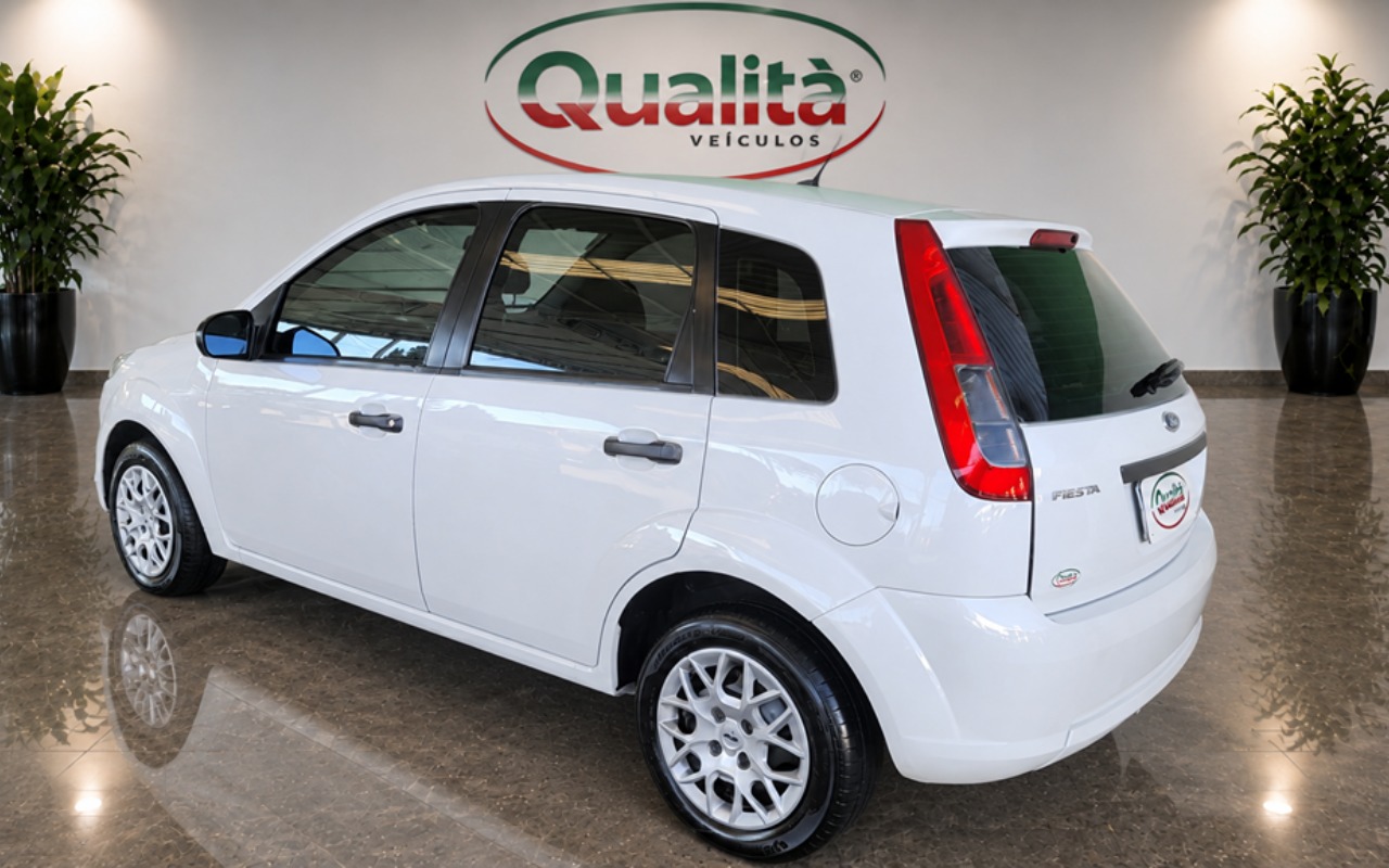 imagem-https://www.socarrao.com.br/sc-vehicle-images-prod/4441371/1792852721735-MDQucG5n.png