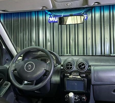 imagem-https://www.socarrao.com.br/sc-vehicle-images-prod/4441379/1792852996239-8603128_15_B_badb7603f0.jpeg