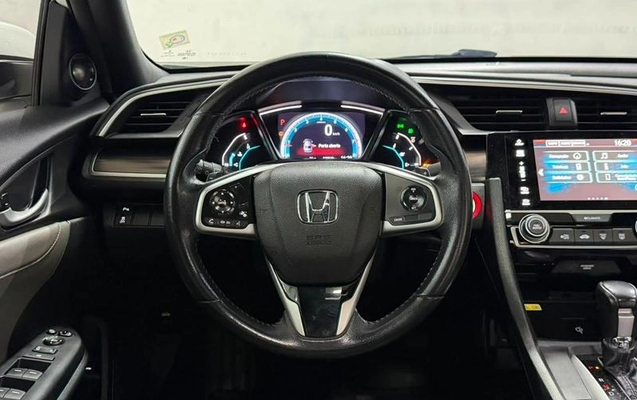imagem-https://www.socarrao.com.br/sc-vehicle-images-prod/4441382/1792853028039-8172815_1_B_abf9dc9c39.jpeg