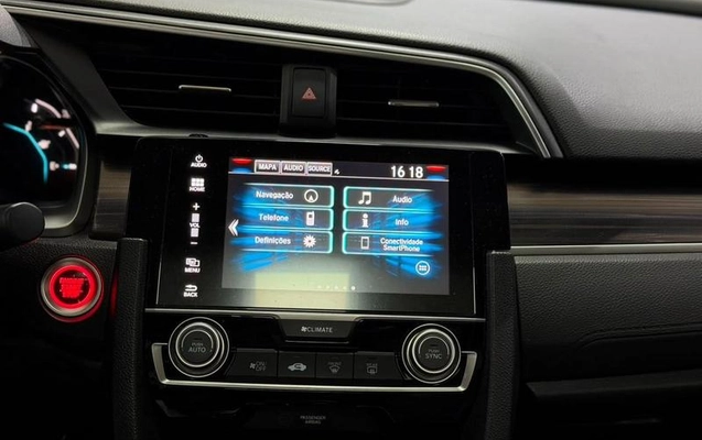 imagem-https://www.socarrao.com.br/sc-vehicle-images-prod/4441382/1792853028052-8172815_17_B_9a1fb2ccfa.jpeg