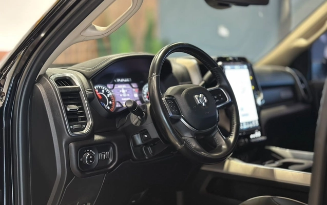 imagem-https://www.socarrao.com.br/sc-vehicle-images-prod/4441386/1792853122969-acd2d1ff166445af93f29cf7b2a85717_1792853020518.jpg