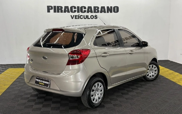 imagem-https://www.socarrao.com.br/sc-vehicle-images-prod/4441390/1792853253496-4991211f-0187-e2a7-435b-678b1730420c-whatsappimage2026-10-22at1730512jpeg.jpg
