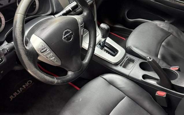 imagem-https://www.socarrao.com.br/sc-vehicle-images-prod/4441392/1792853314050-f8Q18lWMqPqUNT6RYrqRDLGlOzBIHYR6.jpg