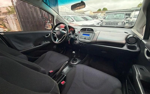 imagem-https://www.socarrao.com.br/sc-vehicle-images-prod/4441398/1792853490359-8603449_0_B_1ee65c18c5.jpeg