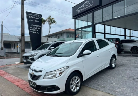 Chevrolet Onix 2015 Branco — foto 1 de 3
