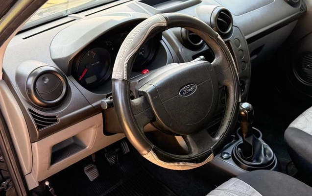 imagem-https://www.socarrao.com.br/sc-vehicle-images-prod/4441407/1792853596649-8553751_1_B_2c003aad04.jpeg
