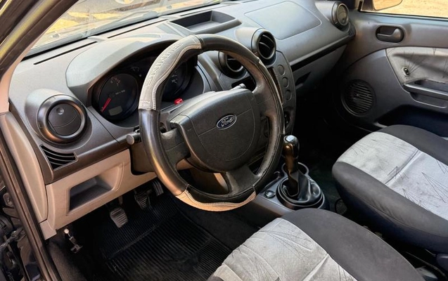 imagem-https://www.socarrao.com.br/sc-vehicle-images-prod/4441407/1792853596650-8553751_2_B_c8bf68002d.jpeg