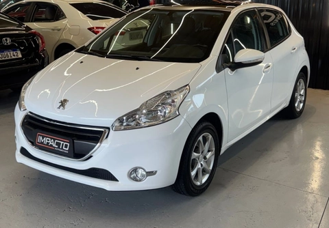 Peugeot 208 2016 Branco — foto 1 de 3