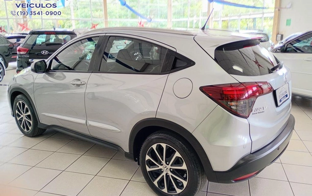 imagem-https://www.socarrao.com.br/sc-vehicle-images-prod/4441425/1792854226131-1239971.jpg