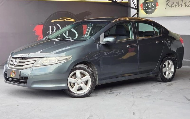 imagem-https://www.socarrao.com.br/sc-vehicle-images-prod/4441426/1793039470533-8580472_7_B_00b84e75bd.jpeg