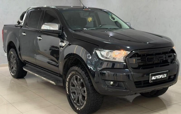 imagem-https://www.socarrao.com.br/sc-vehicle-images-prod/4441432/1792854438042-8555788_14_B_2a44fe771b.jpeg
