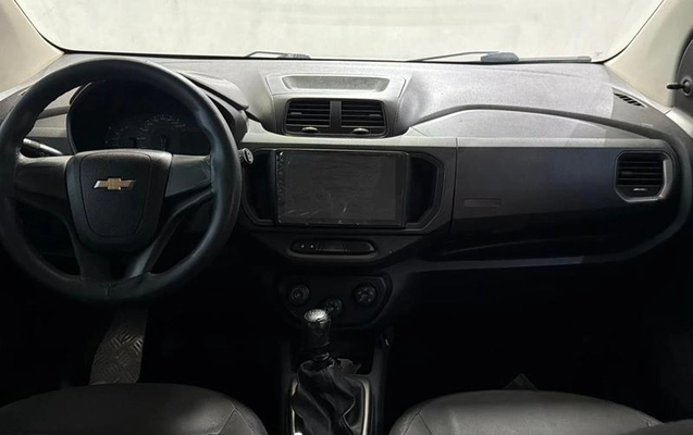imagem-https://www.socarrao.com.br/sc-vehicle-images-prod/4441438/1792854599482-8428278_8_B_6757e2a82d.jpeg