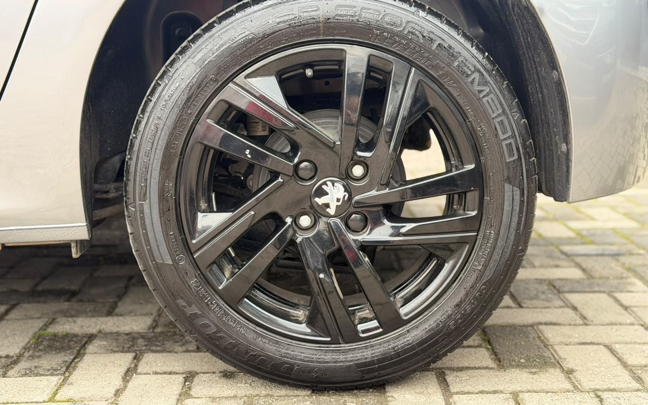 imagem-https://www.socarrao.com.br/sc-vehicle-images-prod/4441453/1792855180406-V2hhdHNBcHAgSW1hZ2UgMjAyNi0xMC0yMyBhdCAxNy4xNi4yNC5qcGVn.jpeg