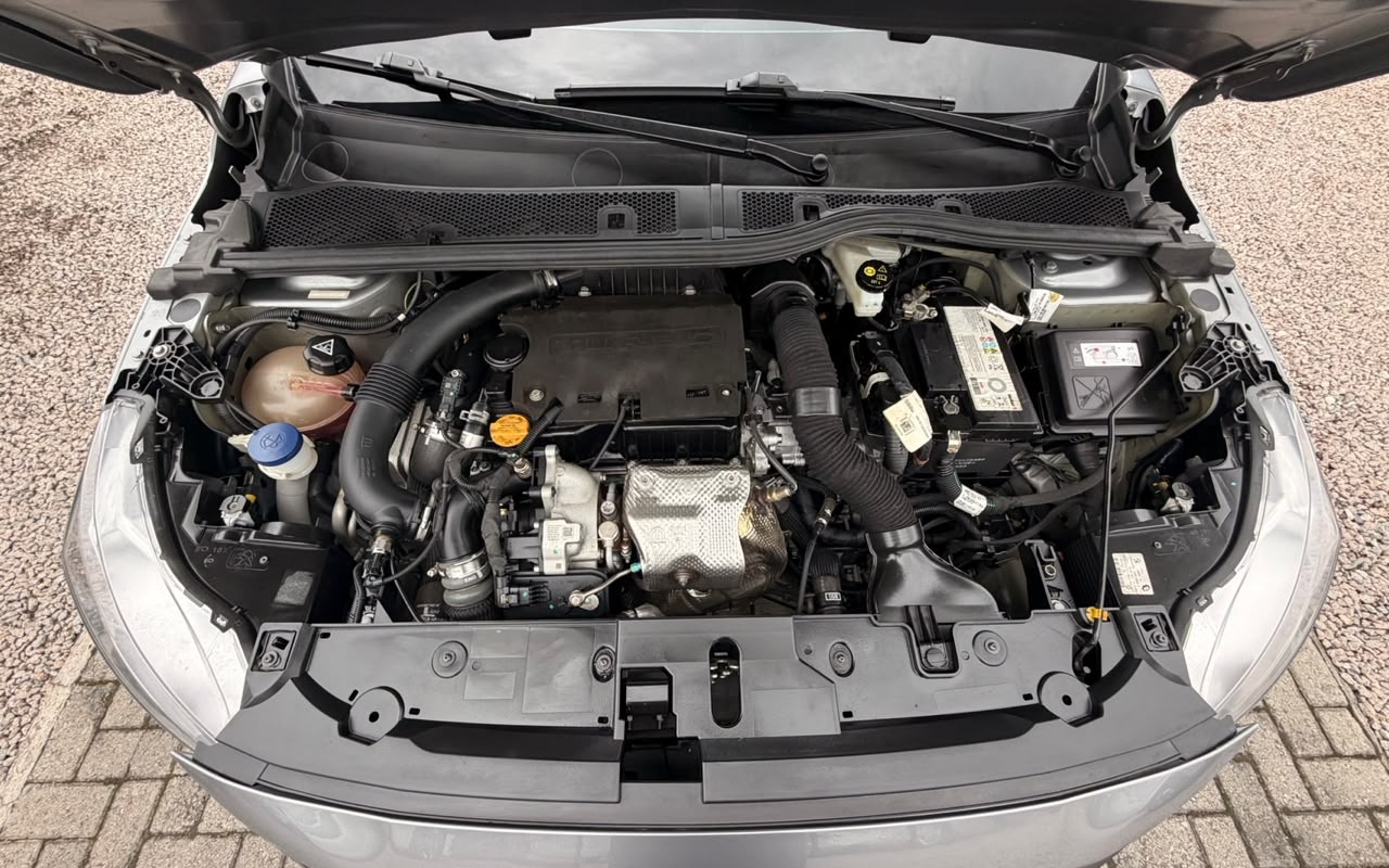 imagem-https://www.socarrao.com.br/sc-vehicle-images-prod/4441453/1792855180772-V2hhdHNBcHAgSW1hZ2UgMjAyNi0xMC0yMyBhdCAxNy4xNi4yNiAoMSkuanBlZw.jpeg