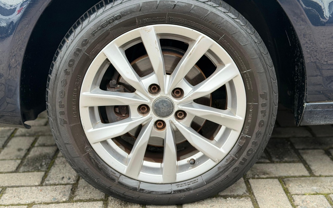 imagem-https://www.socarrao.com.br/sc-vehicle-images-prod/4441460/1792855356050-V2hhdHNBcHAgSW1hZ2UgMjAyNi0xMC0yNCBhdCAxMi4xNi4wOC5qcGVn.jpeg