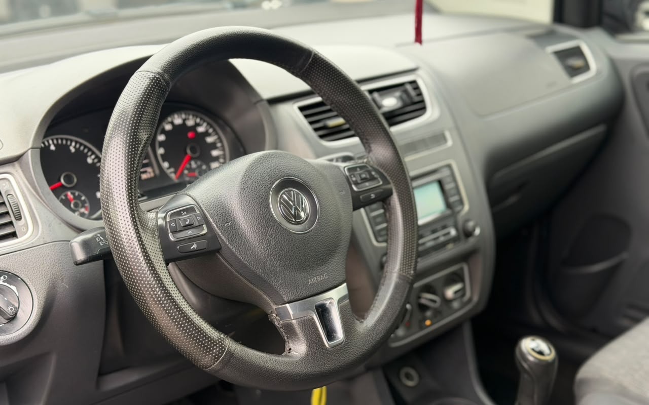 imagem-https://www.socarrao.com.br/sc-vehicle-images-prod/4441460/1792855356141-V2hhdHNBcHAgSW1hZ2UgMjAyNi0xMC0yMyBhdCAxNy4xOC4wNCAoMykuanBlZw.jpeg