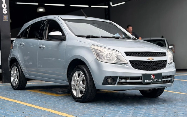 imagem-https://www.socarrao.com.br/sc-vehicle-images-prod/4441463/1792855425142-gb-012cbd1.jpg