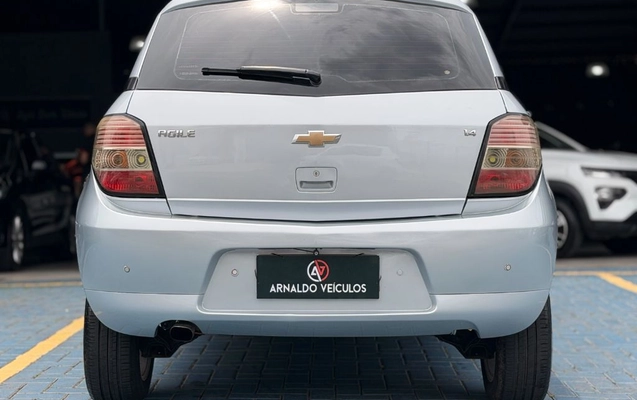 imagem-https://www.socarrao.com.br/sc-vehicle-images-prod/4441463/1792855425146-gb-efcba99.jpg