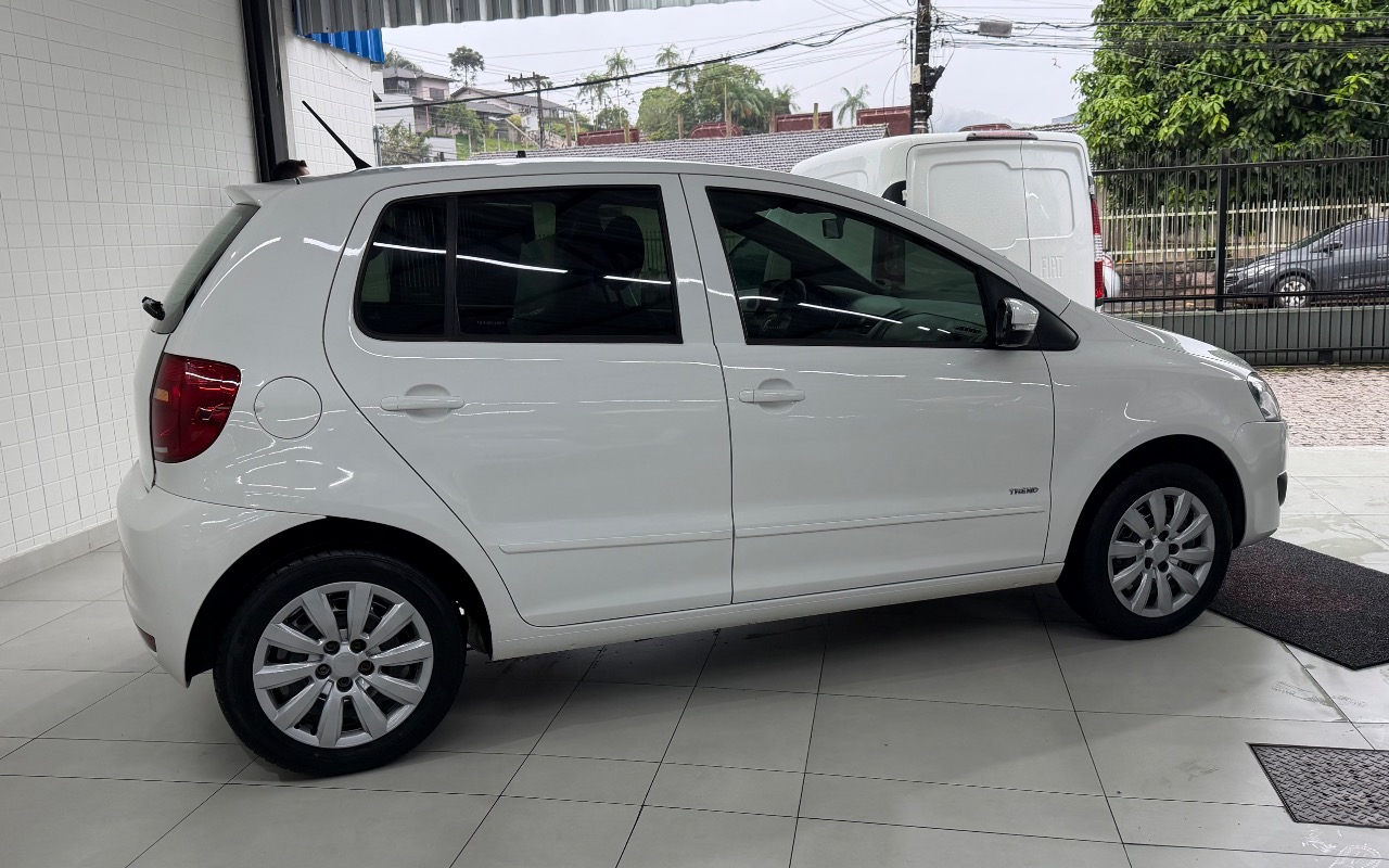 imagem-https://www.socarrao.com.br/sc-vehicle-images-prod/4441477/1792856046196-SU1HXzcyOTAuanBlZw.jpeg