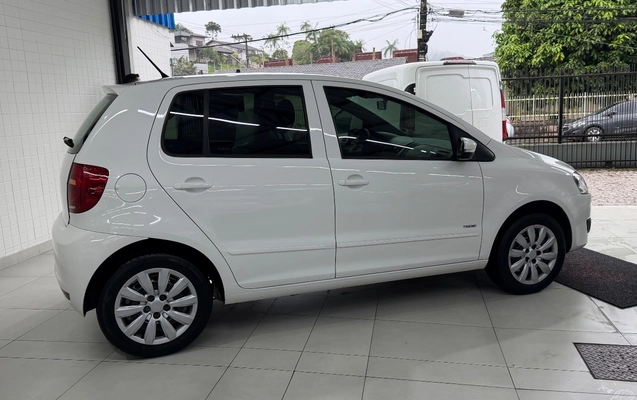 imagem-https://www.socarrao.com.br/sc-vehicle-images-prod/4441477/1792856046196-SU1HXzcyOTAuanBlZw.jpeg