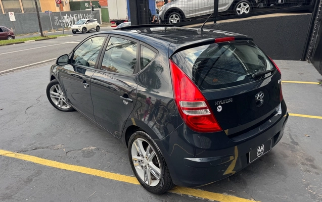 imagem-https://www.socarrao.com.br/sc-vehicle-images-prod/4441478/1792856058232-gb-d62dbdd.jpeg
