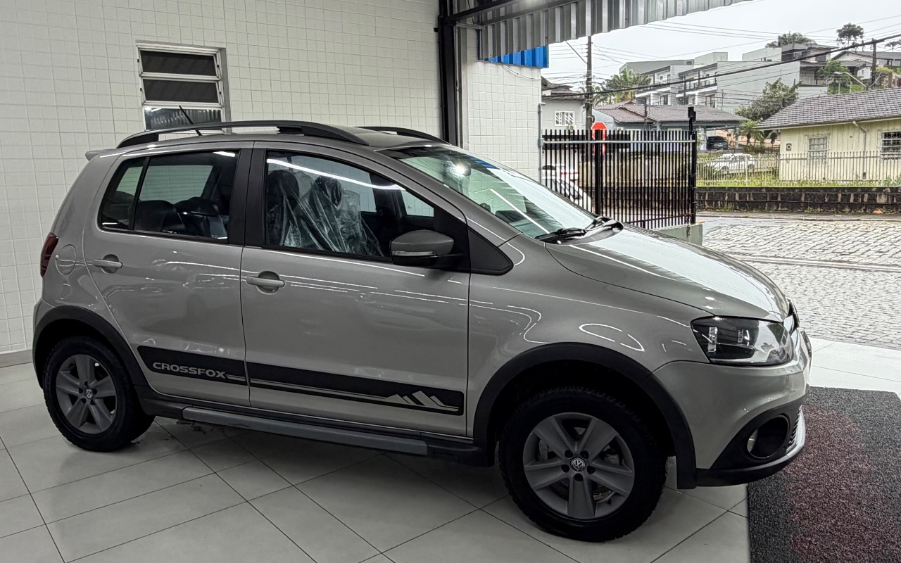 imagem-https://www.socarrao.com.br/sc-vehicle-images-prod/4441491/1792856555757-SU1HXzczMzcuanBlZw.jpeg