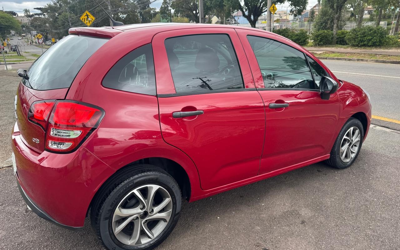 imagem-https://www.socarrao.com.br/sc-vehicle-images-prod/4441517/1792857690021-My5qcGVn.jpeg
