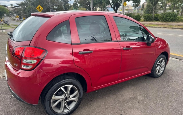 imagem-https://www.socarrao.com.br/sc-vehicle-images-prod/4441517/1792857690021-My5qcGVn.jpeg
