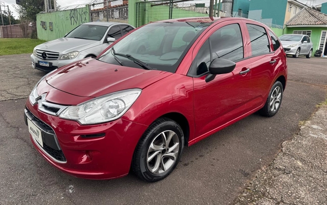 imagem-https://www.socarrao.com.br/sc-vehicle-images-prod/4441517/1792857690876-V2hhdHNBcHAgSW1hZ2UgMjAyNi0xMC0yMiBhdCAxMS4yMi4yOS5qcGVn.jpeg