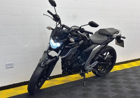 Yamaha FZ25 250 FAZER FLEX 2021 Preto — foto 1 de 3