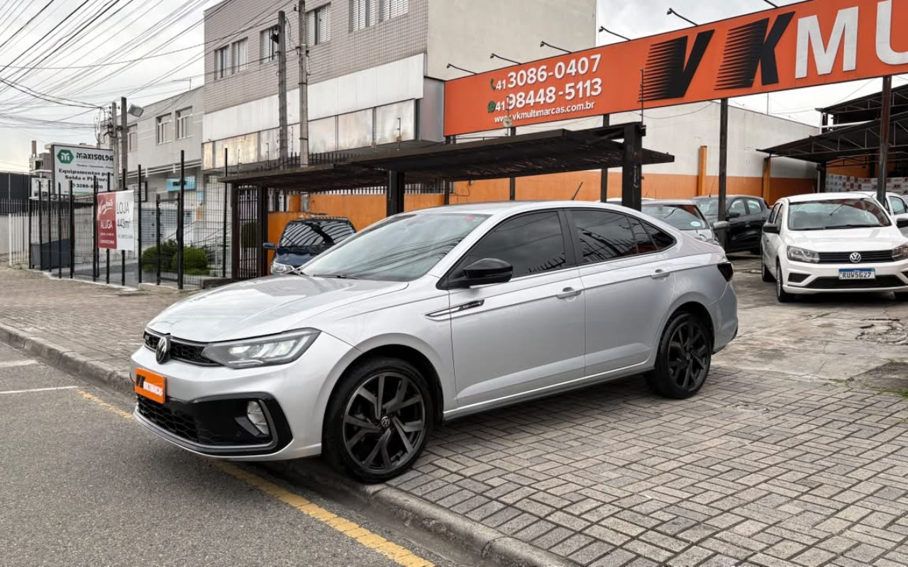 Volkswagen Virtus 2023 Cinza — foto 1 de 3