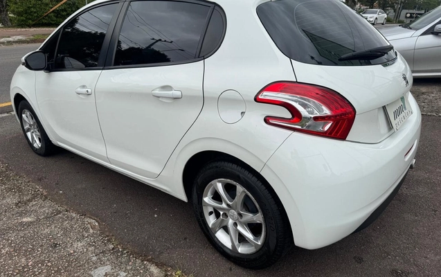 imagem-https://www.socarrao.com.br/sc-vehicle-images-prod/4441563/1792858796056-V2hhdHNBcHAgSW1hZ2UgMjAyNi0xMC0yMiBhdCAxMS4yNC4zMy5qcGVn.jpeg