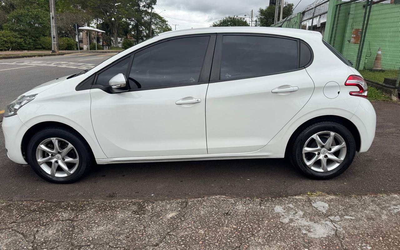 imagem-https://www.socarrao.com.br/sc-vehicle-images-prod/4441563/1792858796157-V2hhdHNBcHAgSW1hZ2UgMjAyNi0xMC0yMiBhdCAxMS4yNC4zNC5qcGVn.jpeg