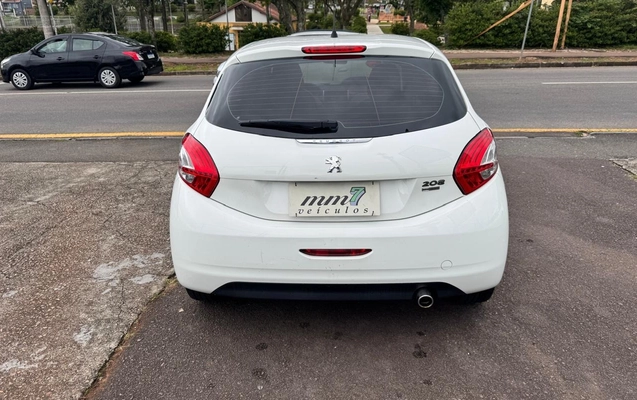 imagem-https://www.socarrao.com.br/sc-vehicle-images-prod/4441563/1792858796496-V2hhdHNBcHAgSW1hZ2UgMjAyNi0xMC0yMiBhdCAxMS4yNC4zNSAoNCkuanBlZw.jpeg