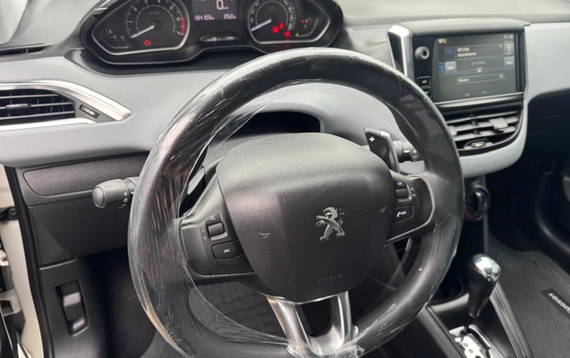 imagem-https://www.socarrao.com.br/sc-vehicle-images-prod/4441563/1792858796883-V2hhdHNBcHAgSW1hZ2UgMjAyNi0xMC0yMiBhdCAxMS4yNC4zNiAoNCkuanBlZw.jpeg