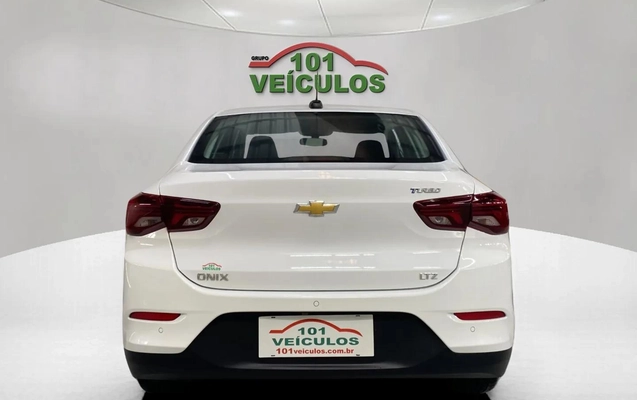 imagem-https://www.socarrao.com.br/sc-vehicle-images-prod/4441566/1792858904807-003_f9783d260383e4674c318282c4615871.jpg