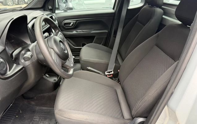 imagem-https://www.socarrao.com.br/sc-vehicle-images-prod/4441568/1792858931098-V2hhdHNBcHAgSW1hZ2UgMjAyNi0xMC0wNSBhdCAxMy4xMi4zNy5qcGVn.jpeg
