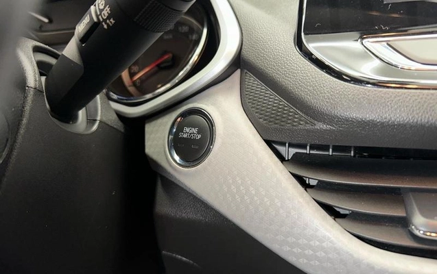 imagem-https://www.socarrao.com.br/sc-vehicle-images-prod/4441571/1792859029701-8604095_12_B_ad6612752b.jpeg
