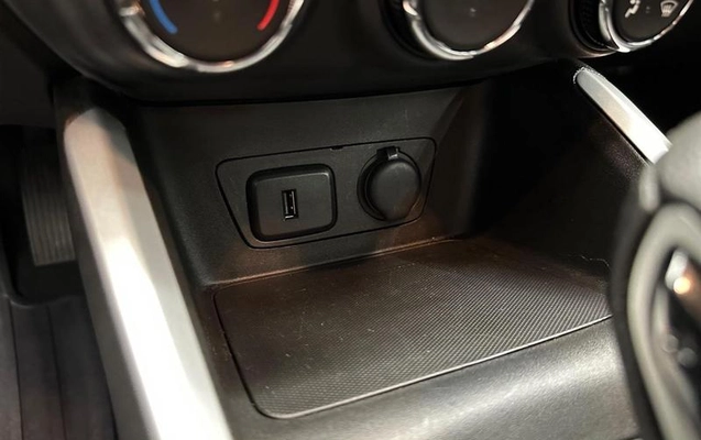 imagem-https://www.socarrao.com.br/sc-vehicle-images-prod/4441571/1792859029705-8604095_14_B_0723ac7208.jpeg