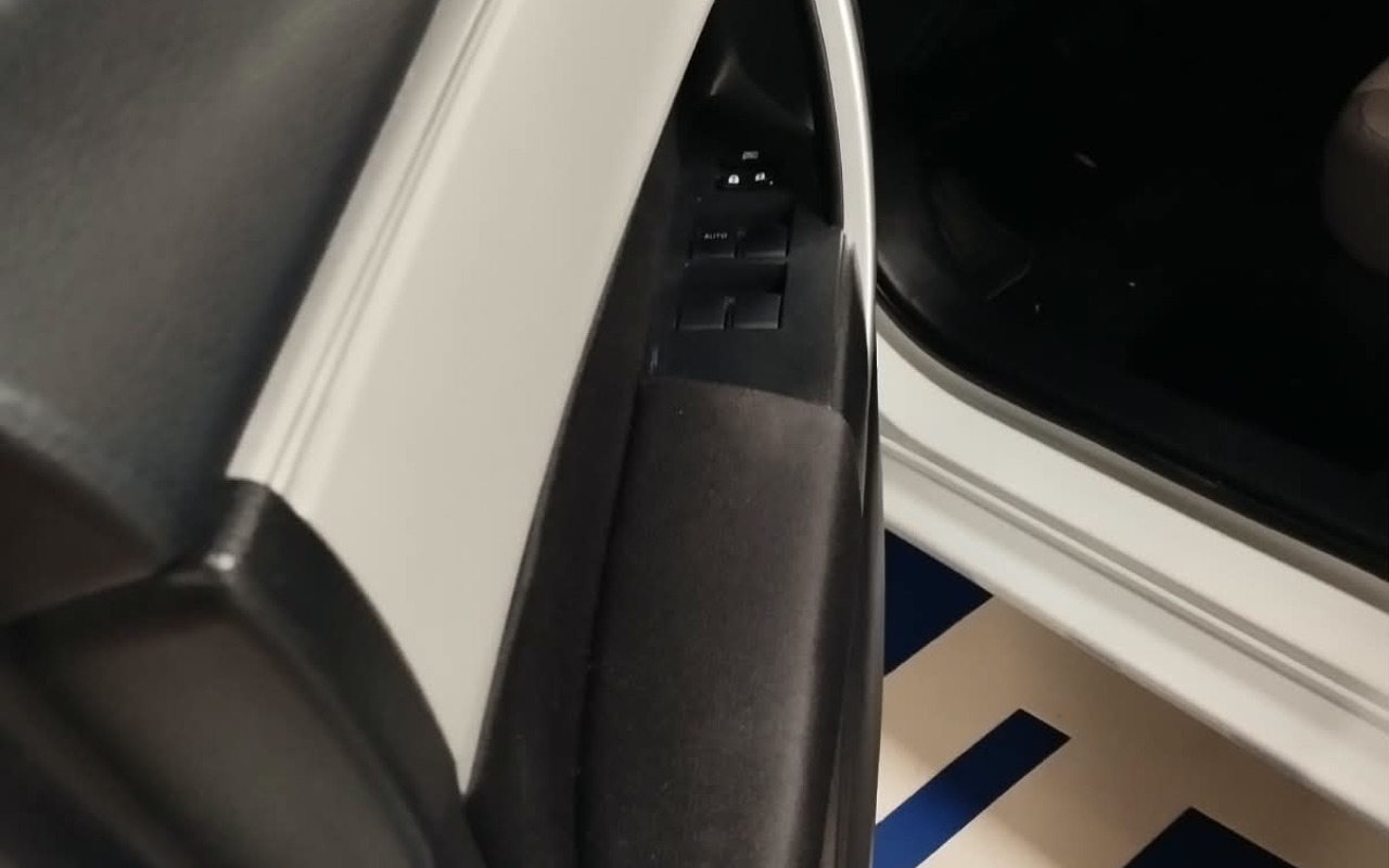 imagem-https://www.socarrao.com.br/sc-vehicle-images-prod/4441577/1792859255308-V2hhdHNBcHAgSW1hZ2UgMjAyNi0xMC0yMiBhdCAxNy4yOC4wMS5qcGVn.jpeg