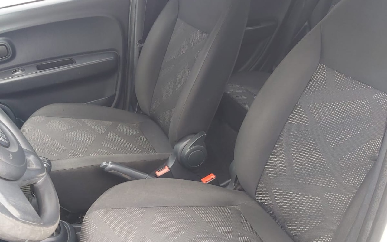 imagem-https://www.socarrao.com.br/sc-vehicle-images-prod/4441590/1792859593806-V2hhdHNBcHAgSW1hZ2UgMjAyNi0xMC0yMSBhdCAyMi4yNS4xNyAoMTMpLmpwZWc.jpeg