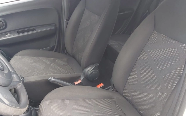 imagem-https://www.socarrao.com.br/sc-vehicle-images-prod/4441590/1792859593806-V2hhdHNBcHAgSW1hZ2UgMjAyNi0xMC0yMSBhdCAyMi4yNS4xNyAoMTMpLmpwZWc.jpeg