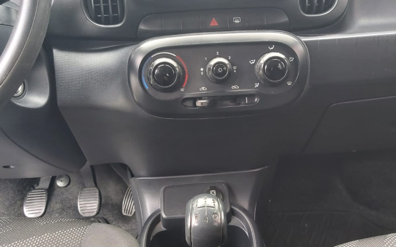 imagem-https://www.socarrao.com.br/sc-vehicle-images-prod/4441590/1792859594387-V2hhdHNBcHAgSW1hZ2UgMjAyNi0xMC0yMSBhdCAyMi4yNS4xNyAoMTcpLmpwZWc.jpeg