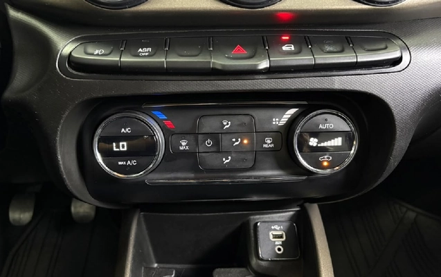 imagem-https://www.socarrao.com.br/sc-vehicle-images-prod/4441595/1792859641065-ab6c1200-c8a7-7a58-40c2-ffa7f7c0caf3-whatsappimage2026-10-24at1019322jpeg.jpg