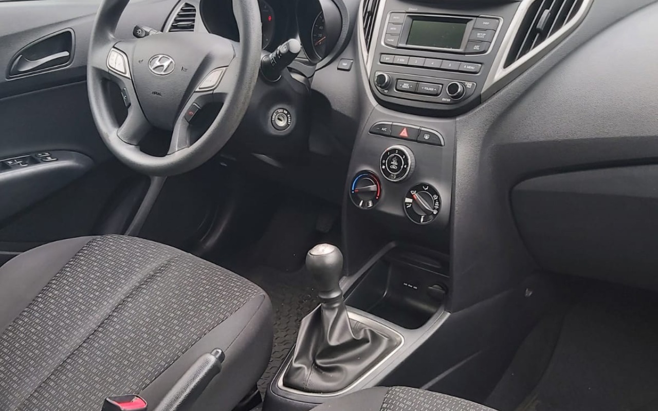 imagem-https://www.socarrao.com.br/sc-vehicle-images-prod/4441599/1792859988760-V2hhdHNBcHAgSW1hZ2UgMjAyNi0xMC0yMSBhdCAxOS4xOS41NiAoNikuanBlZw.jpeg