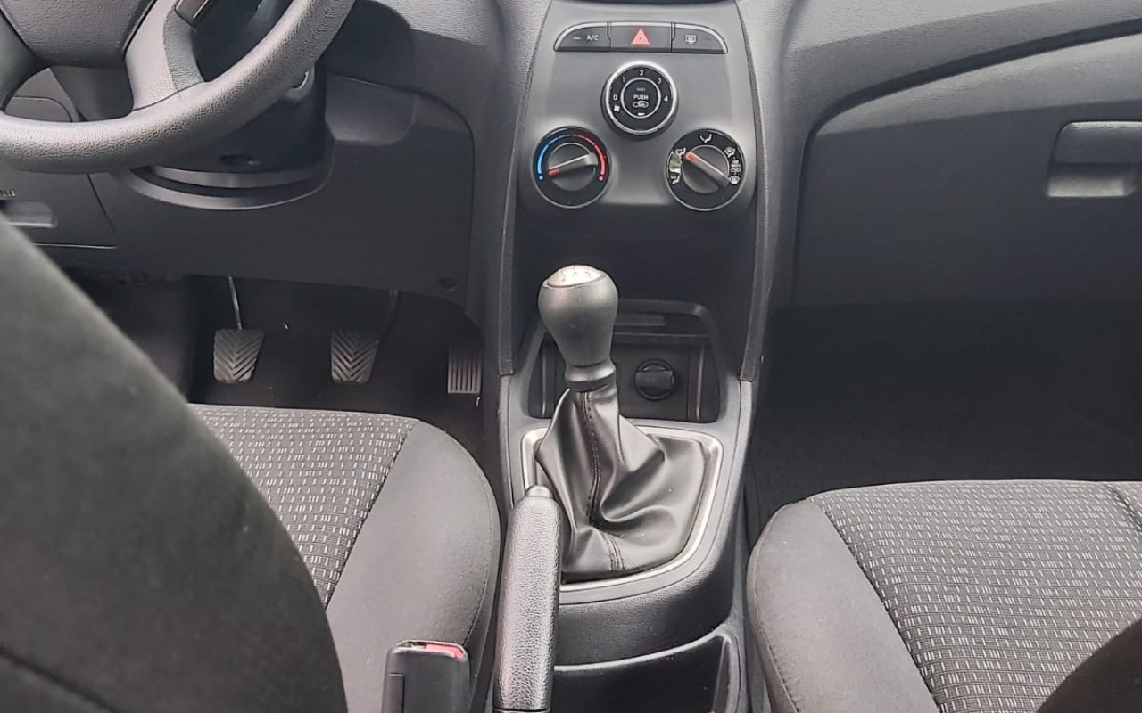imagem-https://www.socarrao.com.br/sc-vehicle-images-prod/4441599/1792859989510-V2hhdHNBcHAgSW1hZ2UgMjAyNi0xMC0yMSBhdCAxOS4xOS41NiAoMTMpLmpwZWc.jpeg