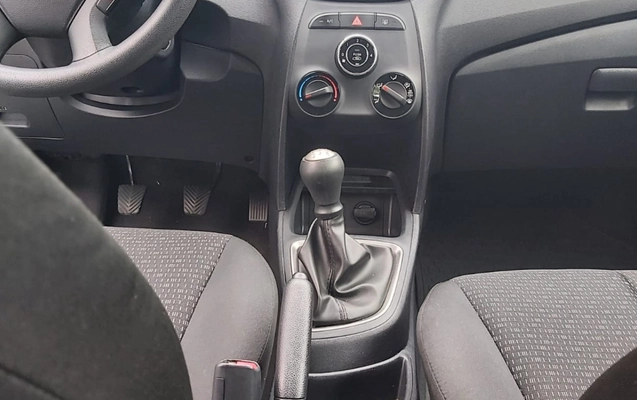imagem-https://www.socarrao.com.br/sc-vehicle-images-prod/4441599/1792859989510-V2hhdHNBcHAgSW1hZ2UgMjAyNi0xMC0yMSBhdCAxOS4xOS41NiAoMTMpLmpwZWc.jpeg